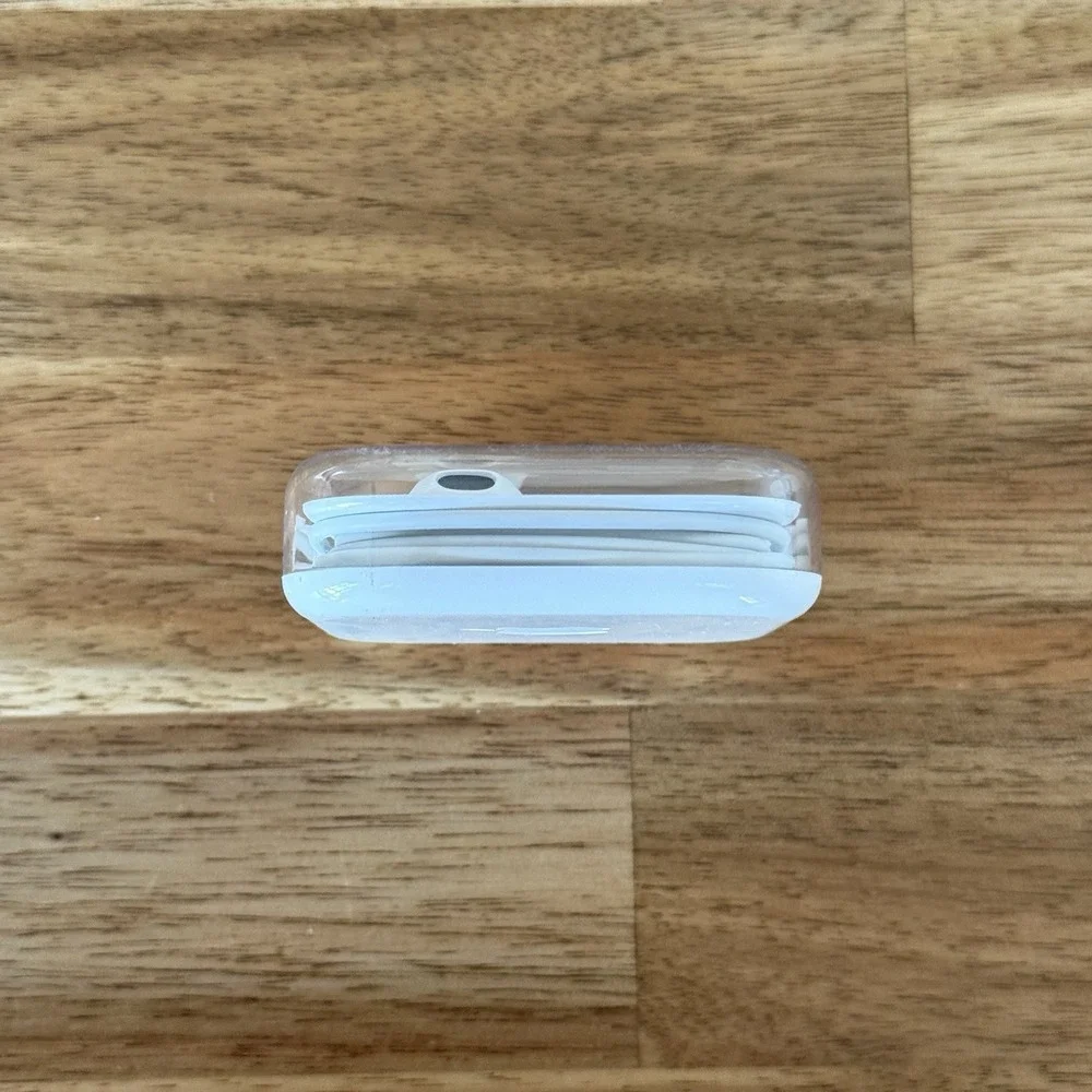 Original OEM Apple iPhone EarPods Wired 3.5mm Headset Earbud Headphones NEW